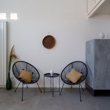 Real Street 21 Apartment Lecce Exterior photo