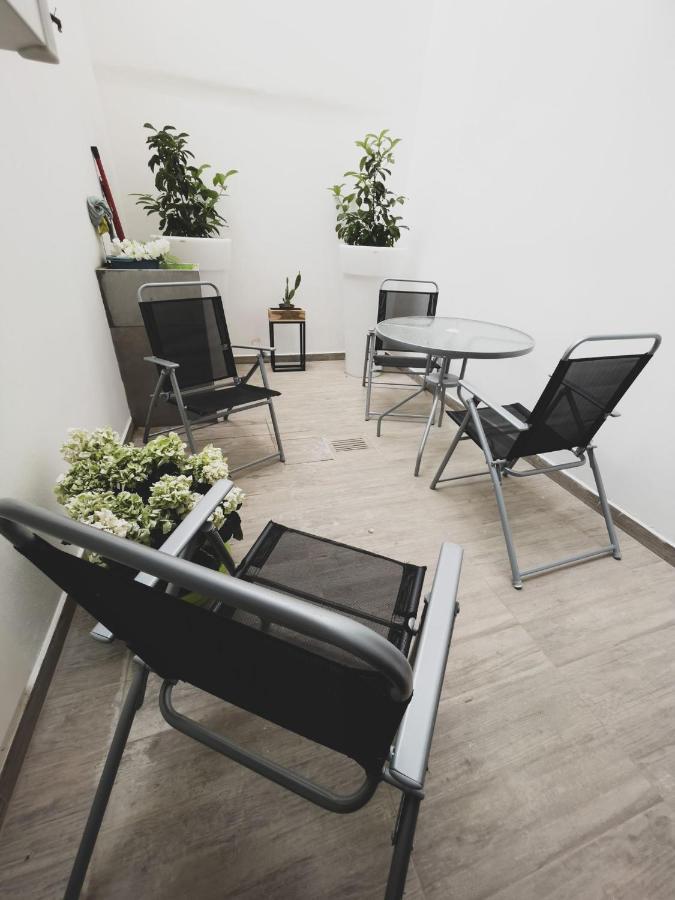 Real Street 21 Apartment Lecce Exterior photo